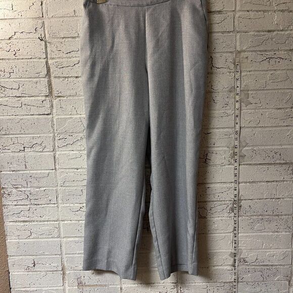 Alfred Dunner Gray Flat Front Pant 12 - Picture 2 of 11